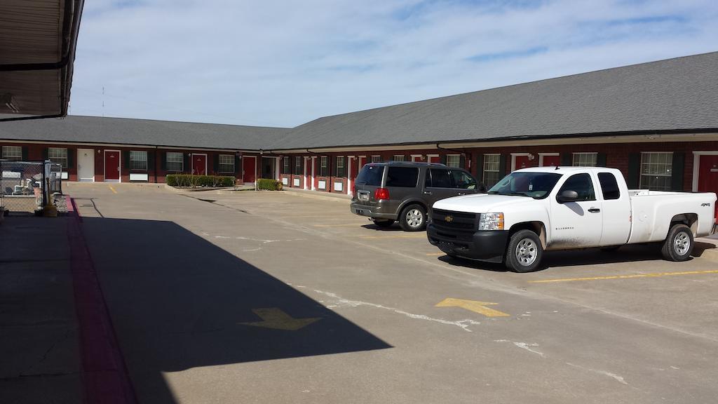 Green Country Inn Henryetta Exterior foto